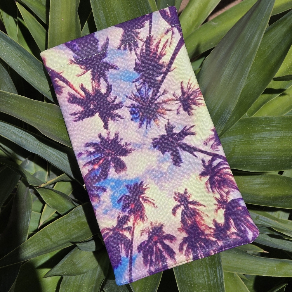 Palm Tree Sunglass Pouch